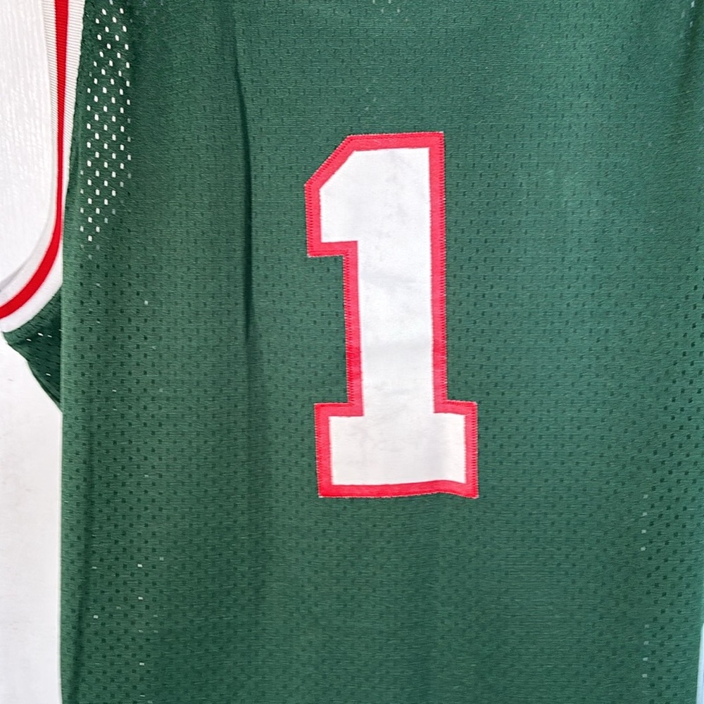 Vintage Reebok Oscar Robertson Milwaukee Bucks Jersey - Picture 6 of 7